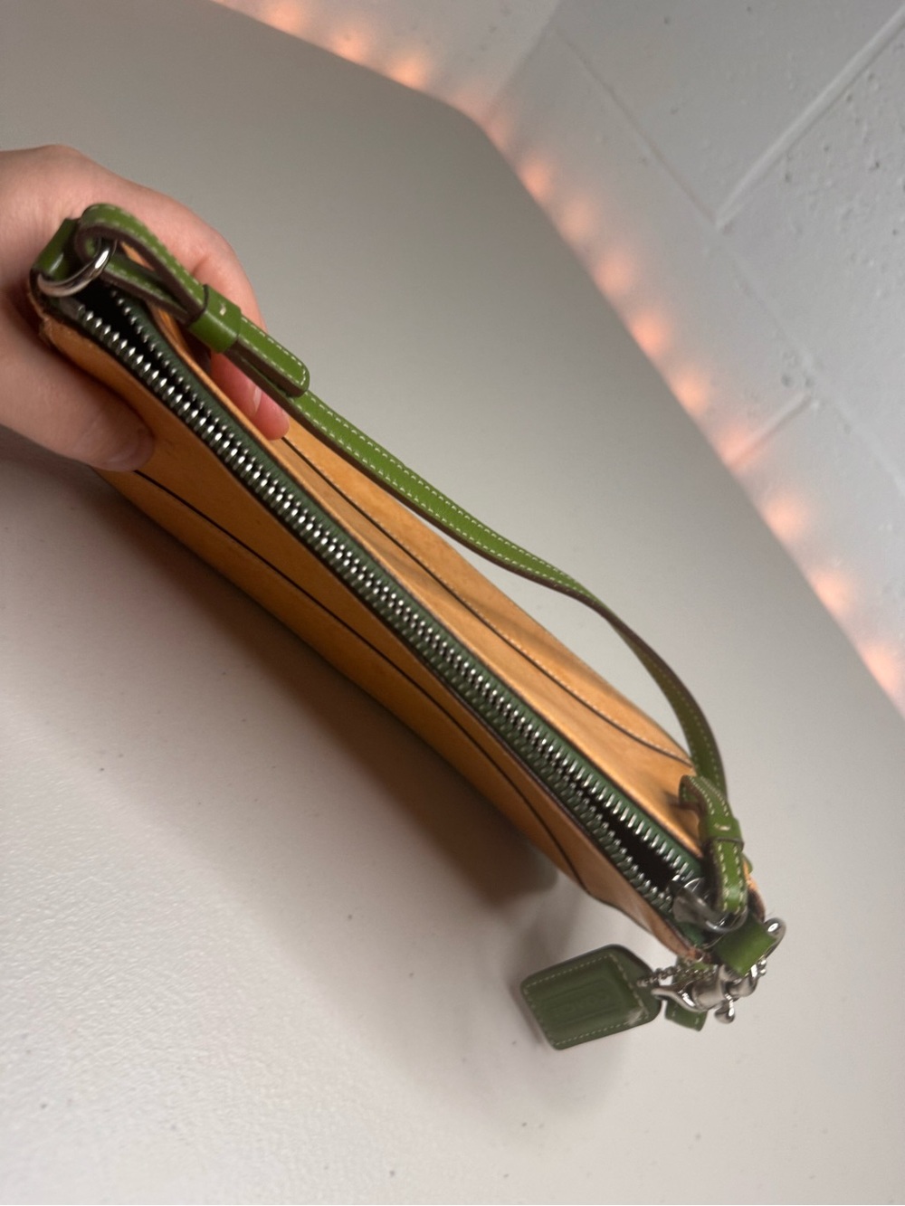 Vintage 2002 Coach Vachetta Demi 6239 Tan Green Leather Shoulder Bag Purse - Picture 11 of 14